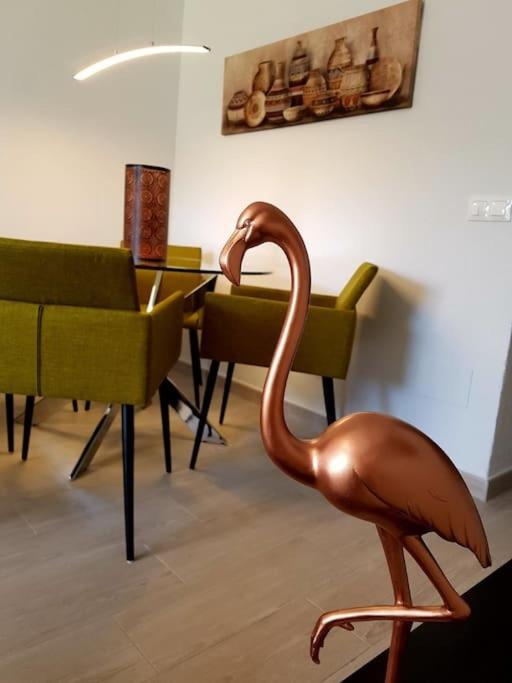 Beautiful Apartment In La Carihuela, Torremolinos Exteriör bild